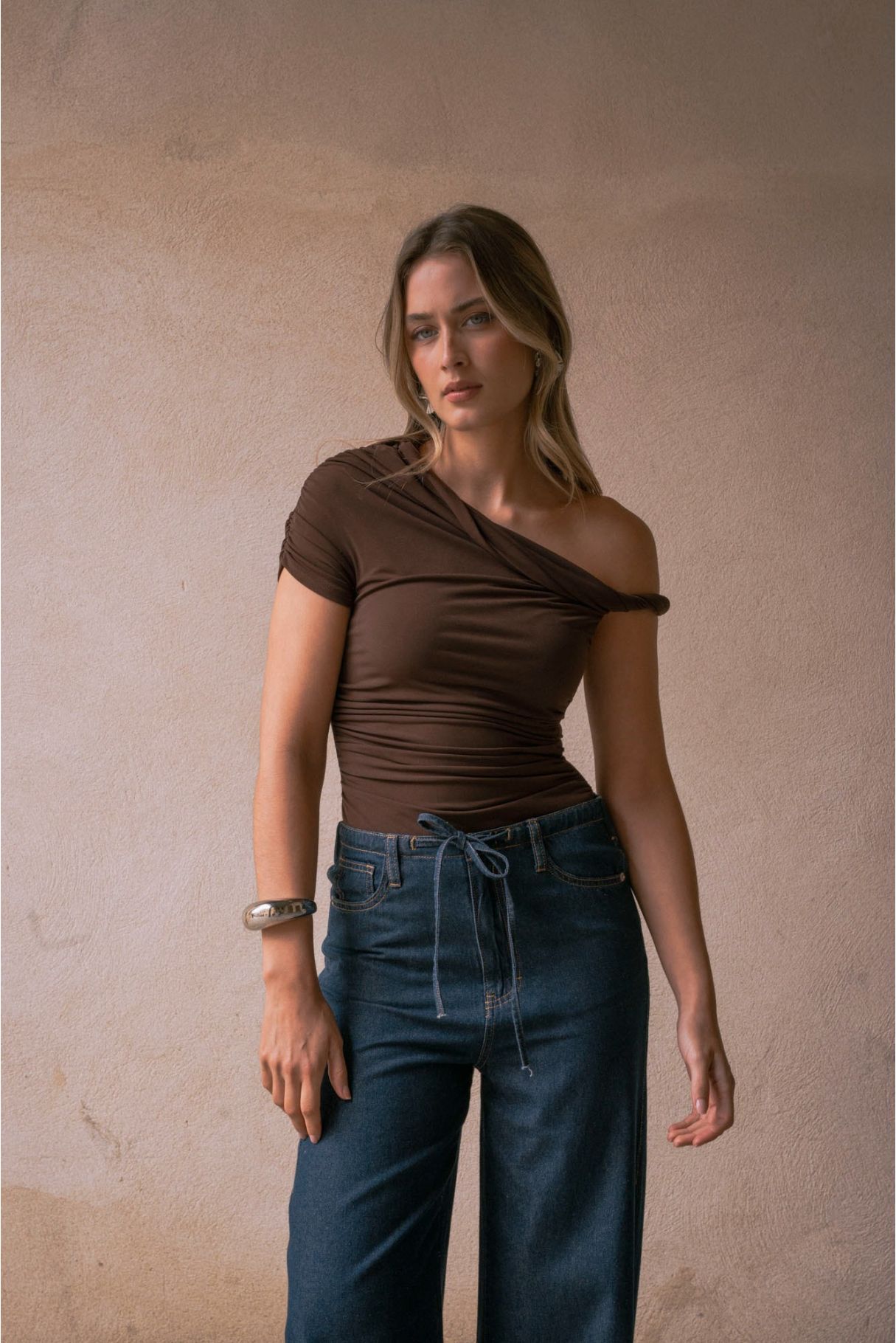 BODY ASIMETRICO