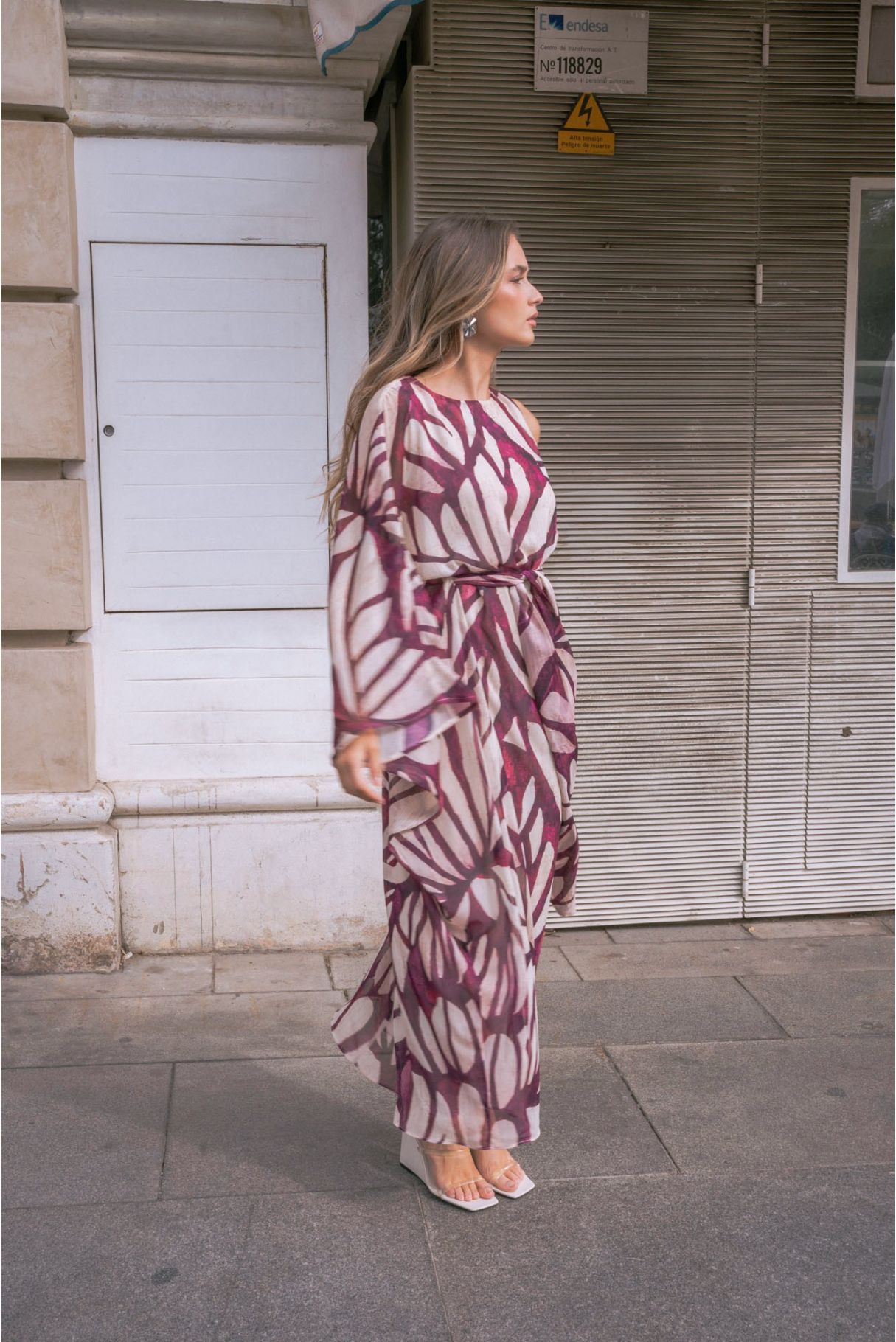 VESTIDO ASIMETRICO ESTAMPADO