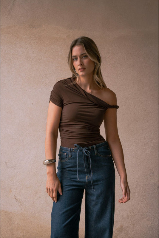 BODY ASIMETRICO